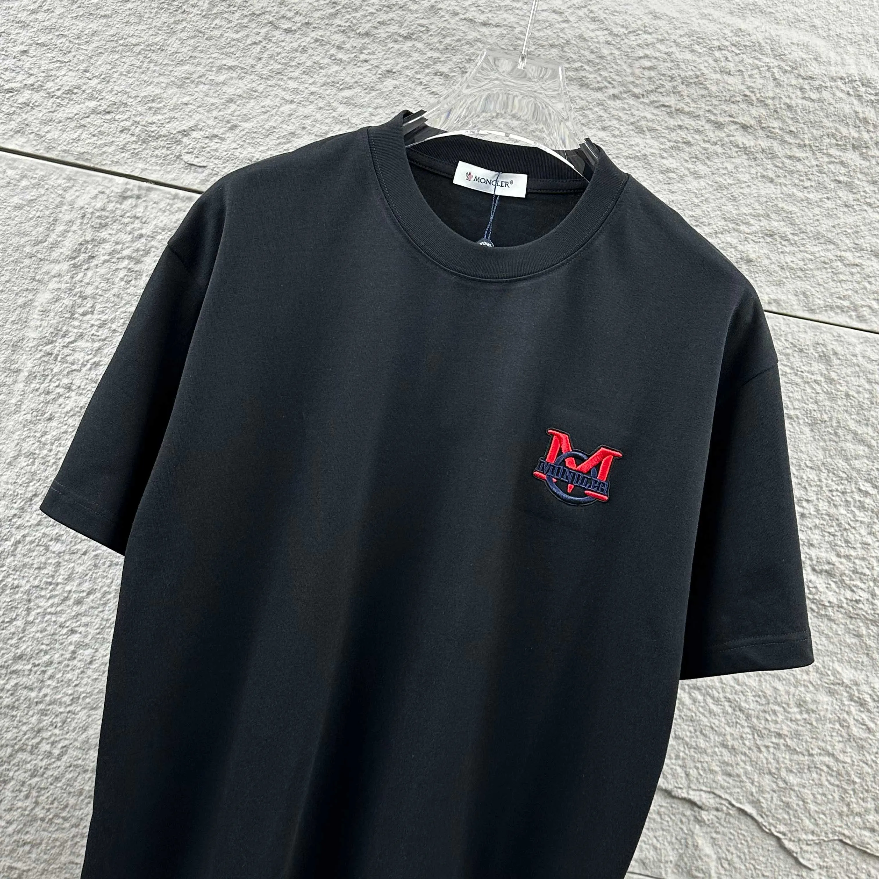Moncle* *2026 New Arrival Classic T Same Style ：Black White Size： S （90-130 ） M （120-150 ） L （140-165 ） XL （160-180 ） XXL （180-210 ）